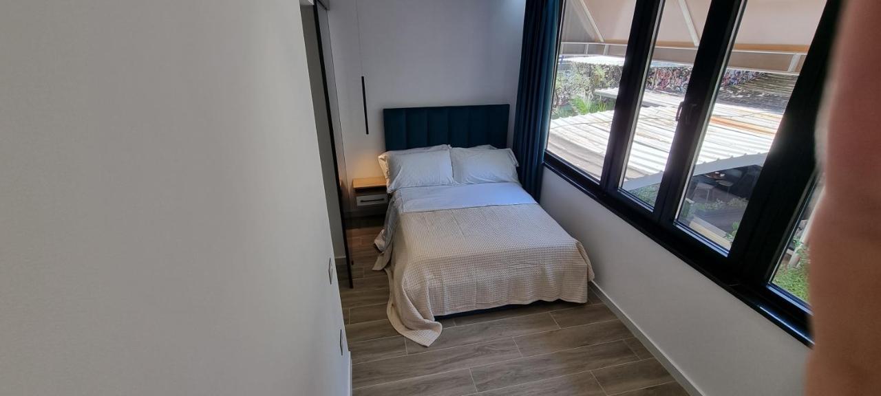 Deluxe Apartment Bllok Tirana Buitenkant foto
