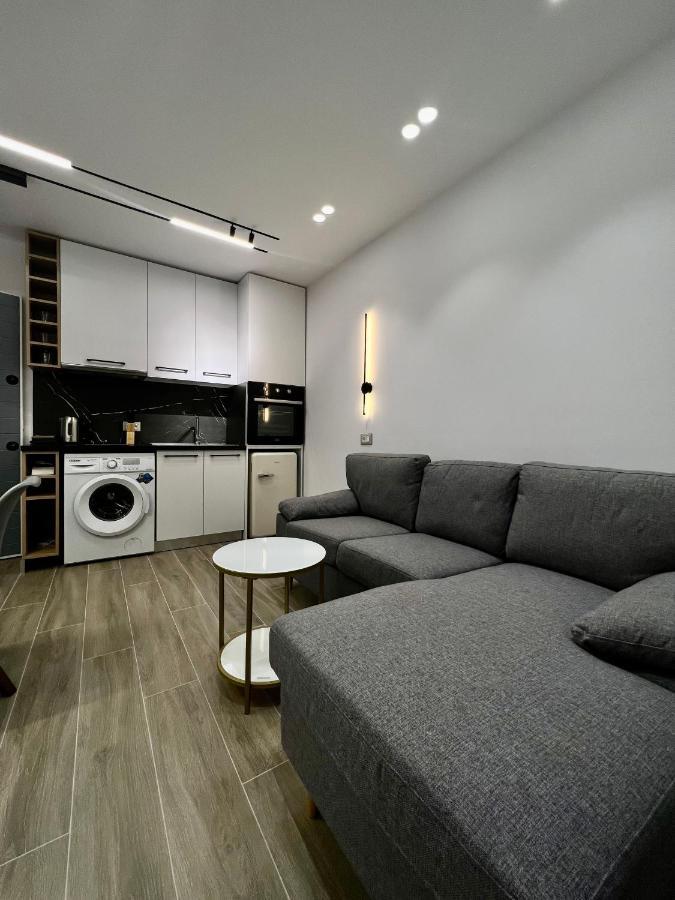 Deluxe Apartment Bllok Tirana Buitenkant foto