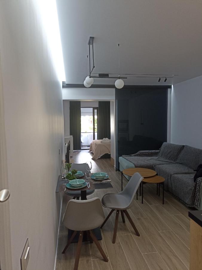 Deluxe Apartment Bllok Tirana Buitenkant foto